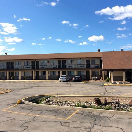 Econo Lodge 比弗 外观 照片