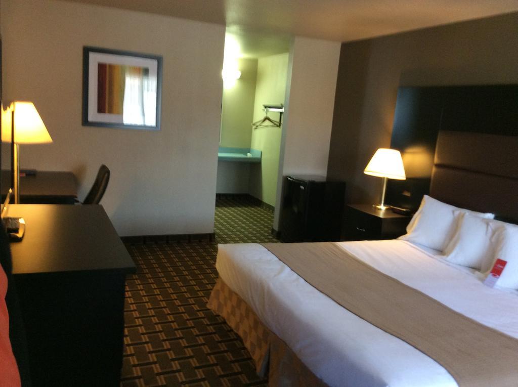 Econo Lodge 比弗 外观 照片