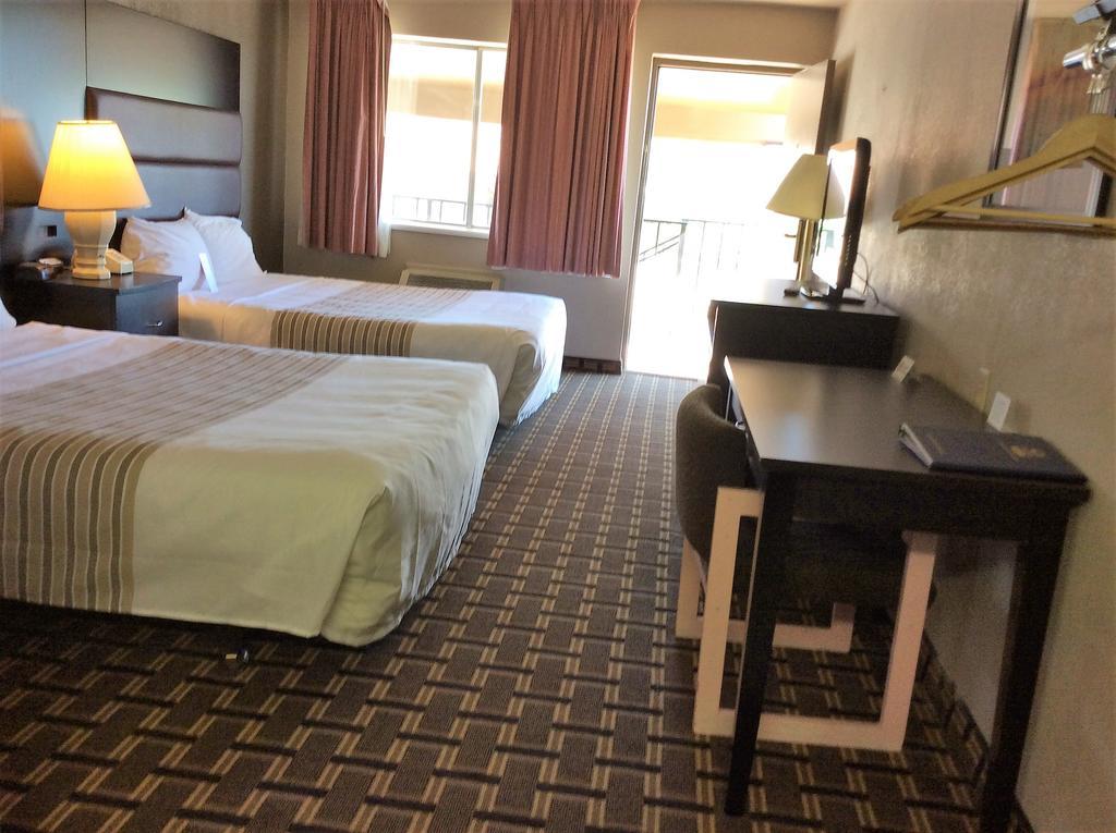 Econo Lodge 比弗 外观 照片