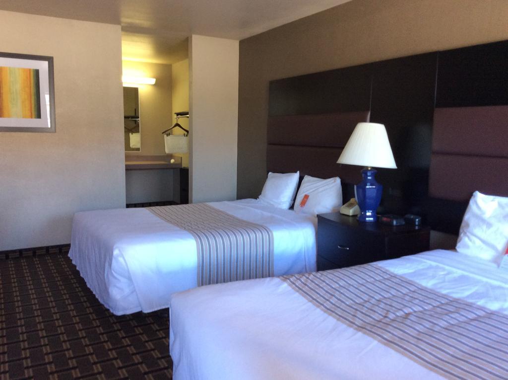 Econo Lodge 比弗 外观 照片