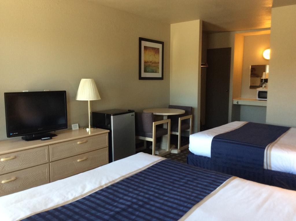 Econo Lodge 比弗 外观 照片