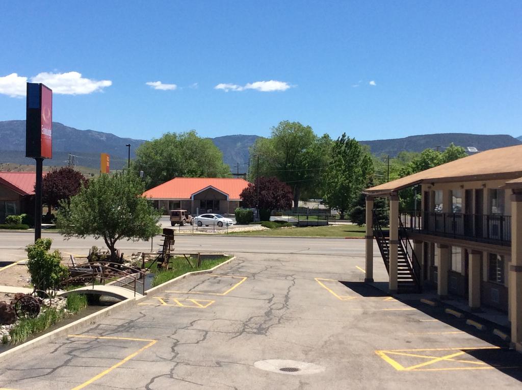 Econo Lodge 比弗 外观 照片