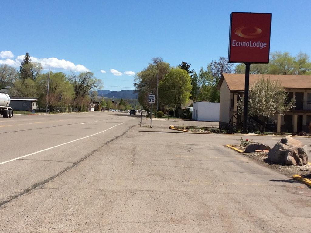 Econo Lodge 比弗 外观 照片