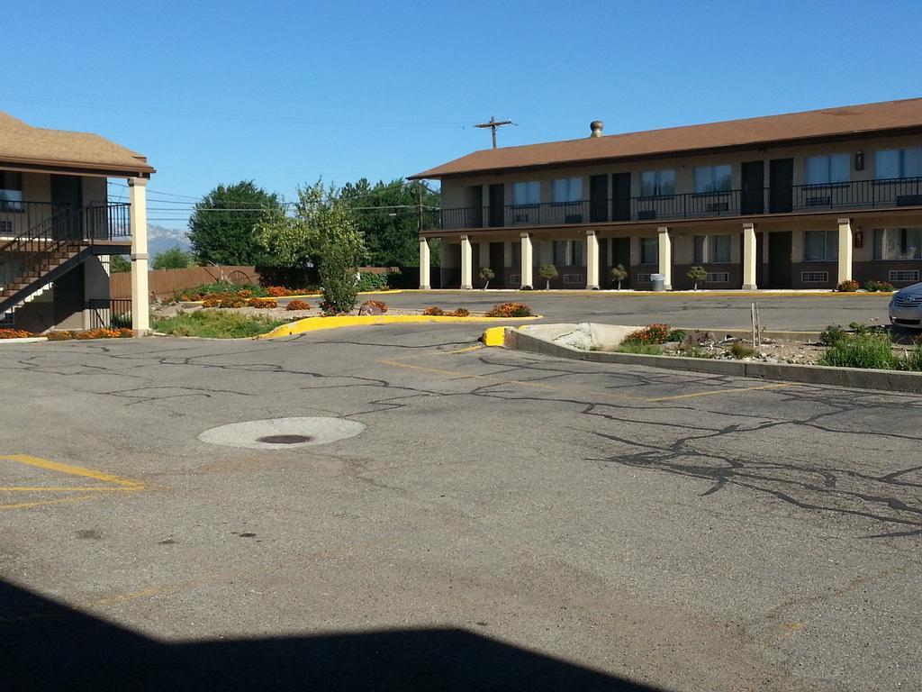 Econo Lodge 比弗 外观 照片