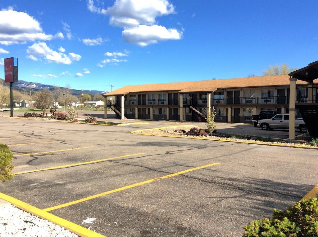 Econo Lodge 比弗 外观 照片
